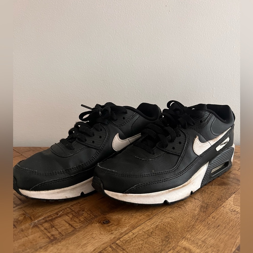 Nike AirMax size 6.5 youth. Only worn a couple times
